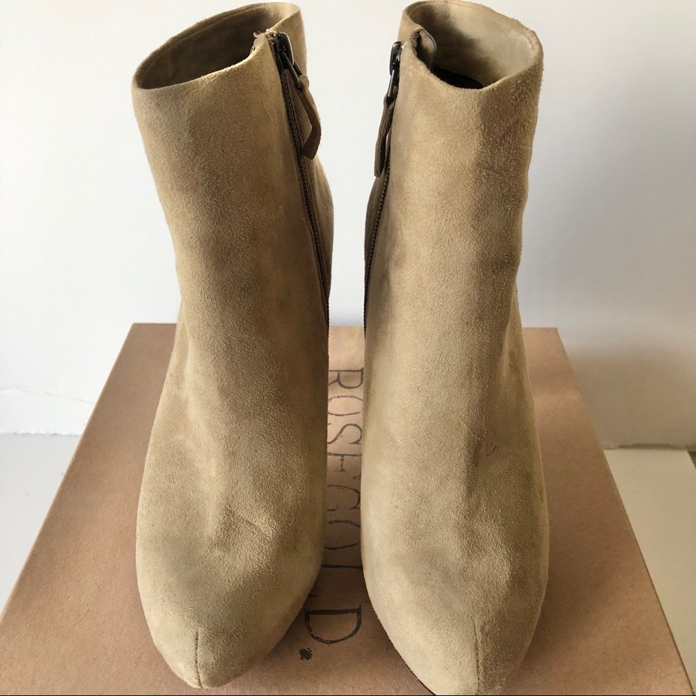 Rosegold suede boots